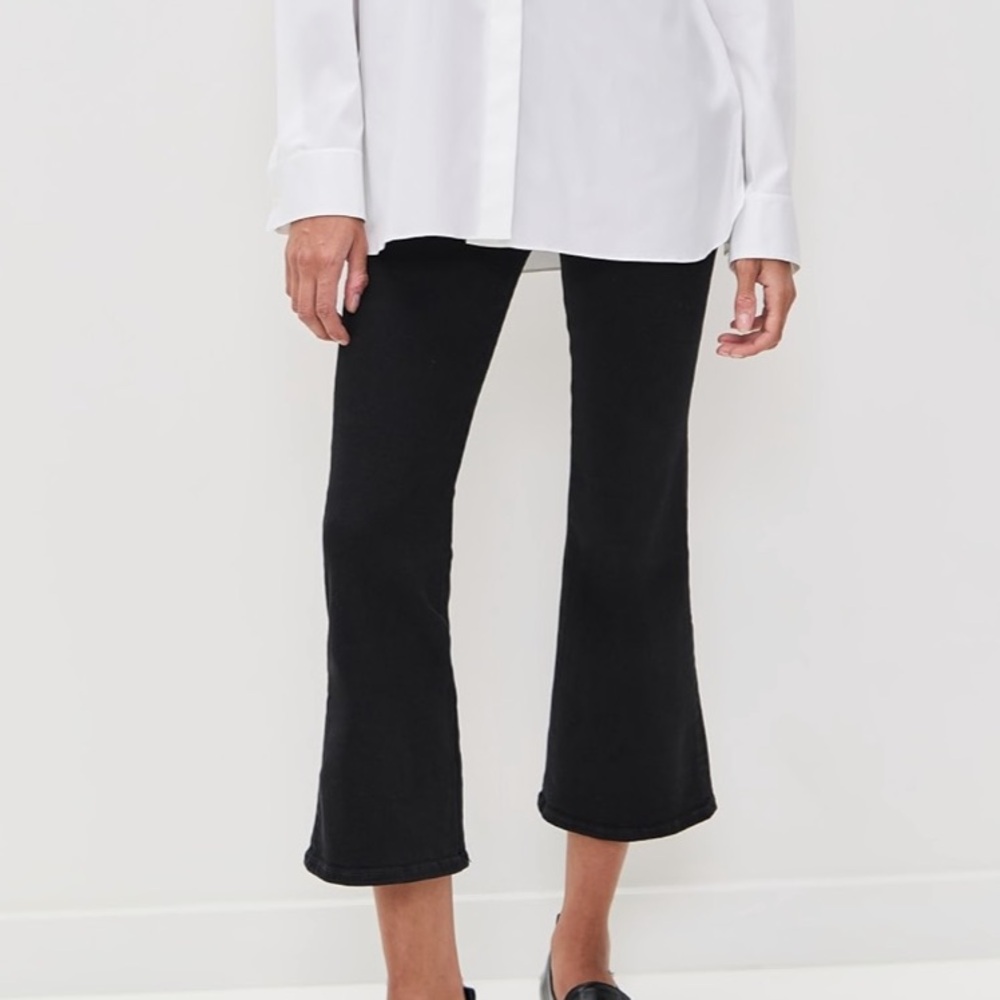 Frame Jetset Crop Mini Boot Jeans in Sheen Noir